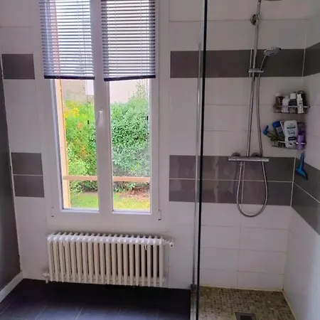 Bright 100 M2 With Garden