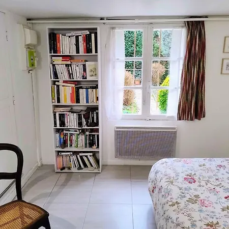 بيت للعطل Bright 100 M2 With Garden *